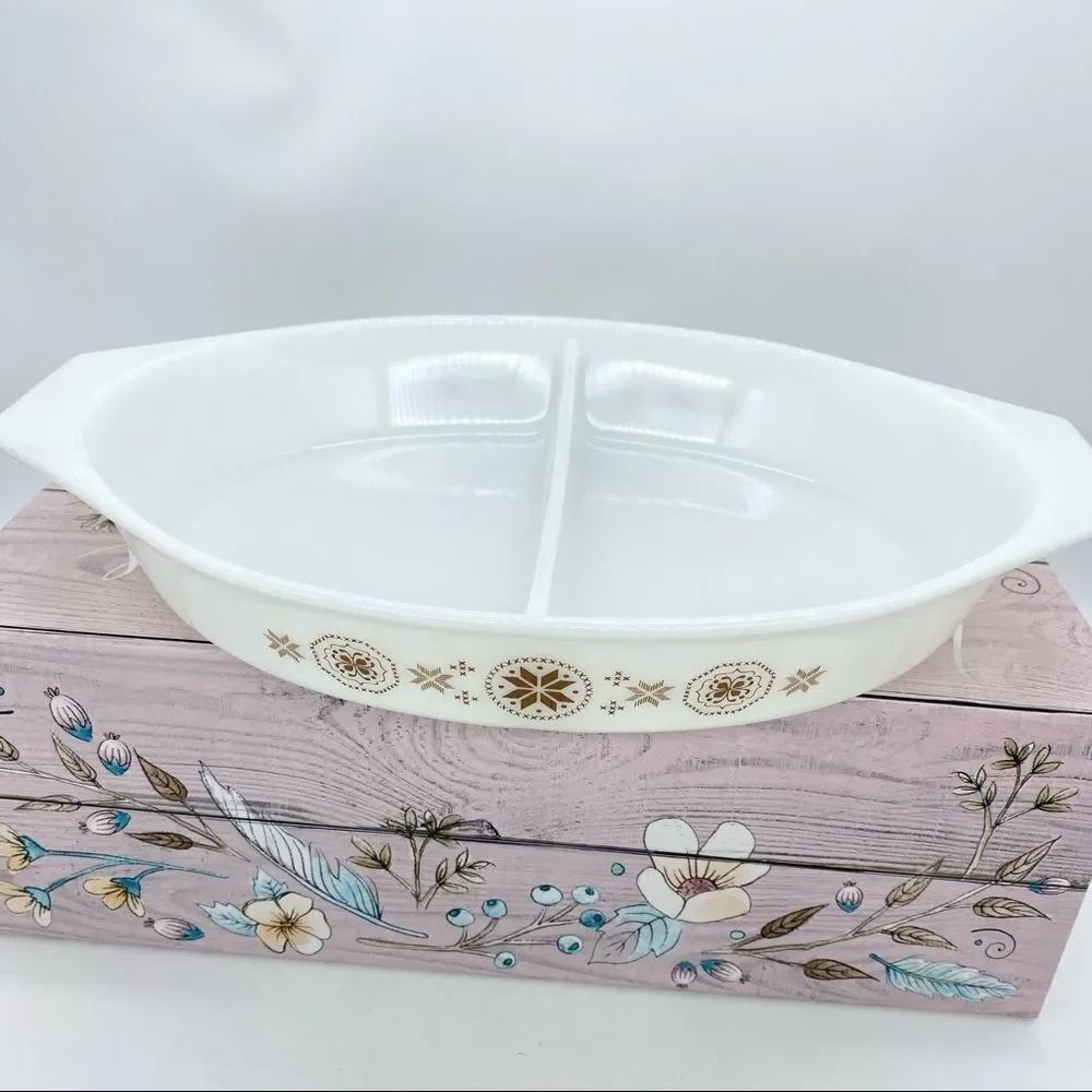 Vintage Pyrex Town and County Divided Casserole Dish